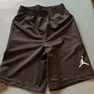 Boys Jordan jumpman mesh shorts